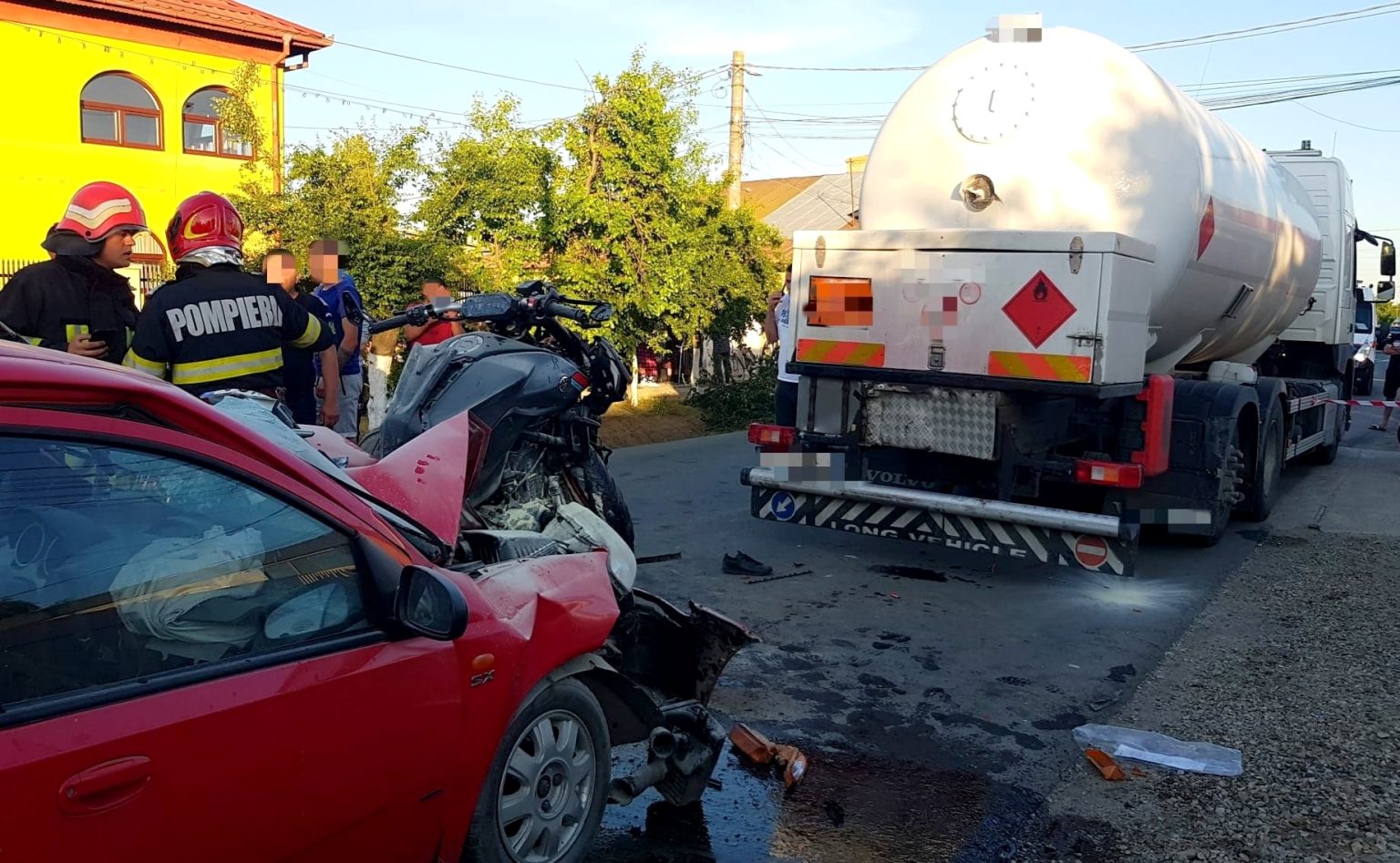 Grav accident la Malu Spart Giurgiu, 4 persoane au ajuns la spital Foto: ISU Giurgiu