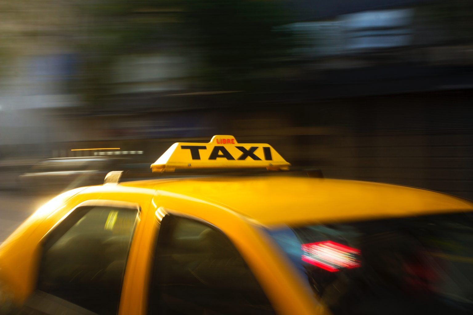 pexels/ Amenzi pentru taximetristii din Capitala