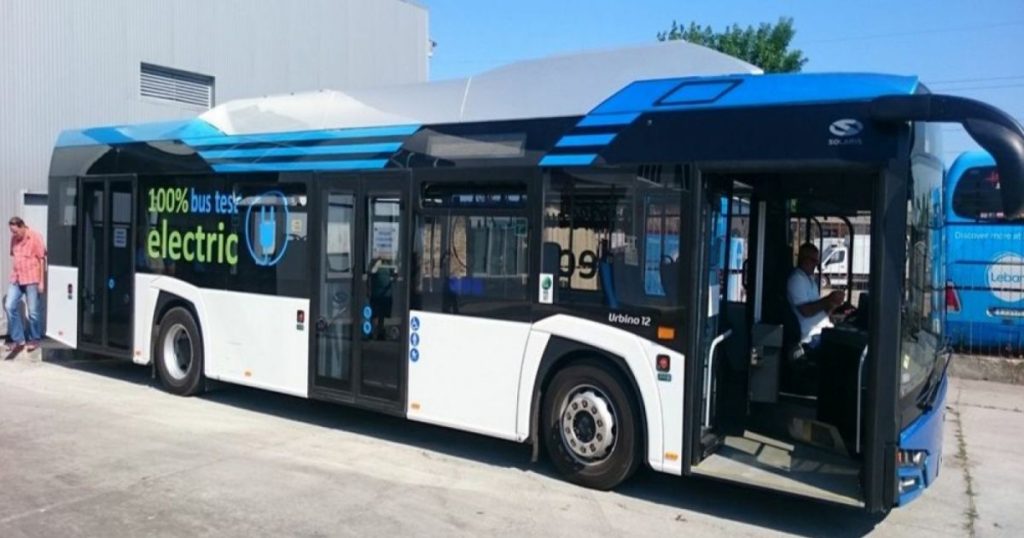 Primul autobuz electric din Piteşti soseşte azi în oraş Foto: Adevărul.ro