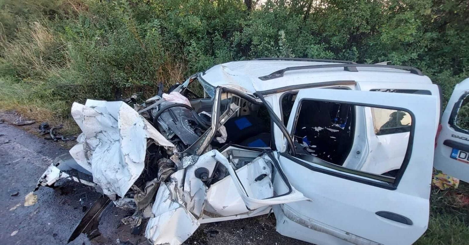 O persoană a murit şi alte patru au fost rănite, într-un accident petrecut în Dâmboviţa Sursă foto: Telegrama