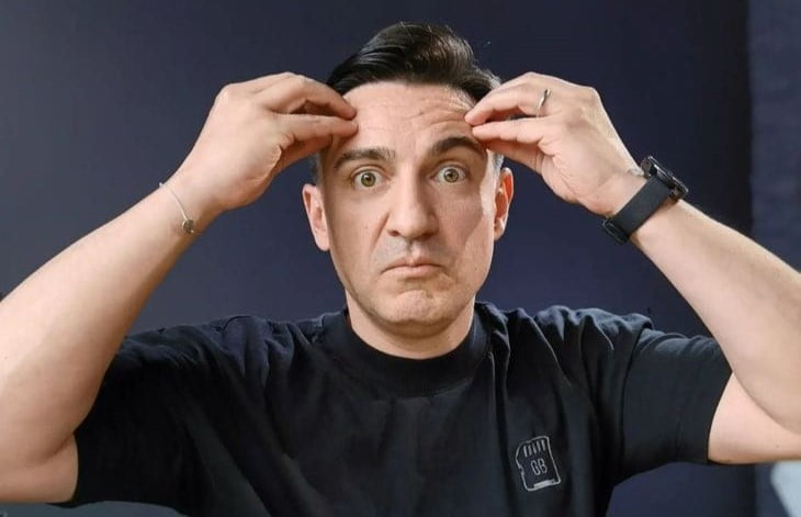 A venit nota de plată! 20.000 de lei amendă pentru George Buhnici pentru declarațiile despre femeile cu vergeturi pe plajă FB/ 20.000 de lei amendă pentru George Buhnici pentru declarațiile despre femeile cu vergeturi pe plajă