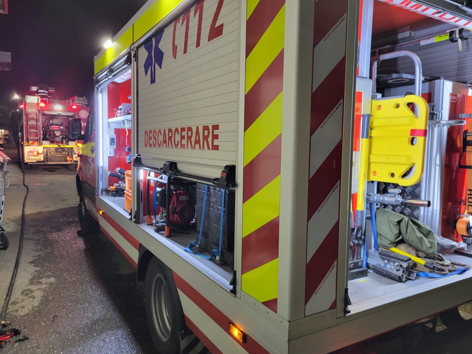 Incendiu la un magazin de haine din Giurgiu Foto: ISU Giurgiu