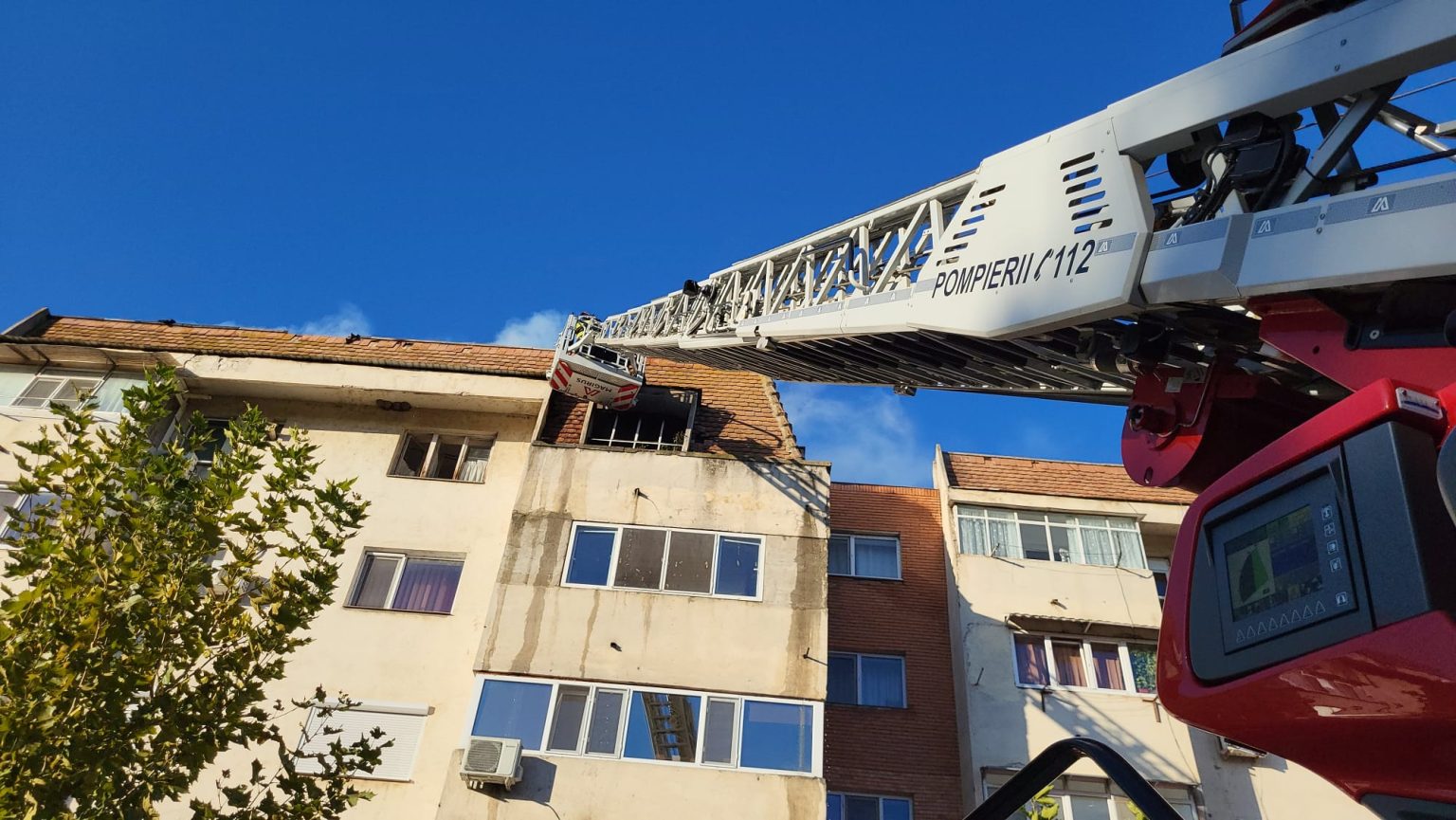 Incendiu la un apartament al unui bloc din Giurgiu Foto: ISU Giurgiu