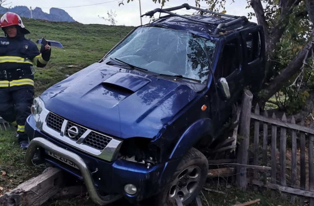 Grav accident la Călimăneşti, în care au fost implicaţi doi călugări Foto: Ora de Sibiu
