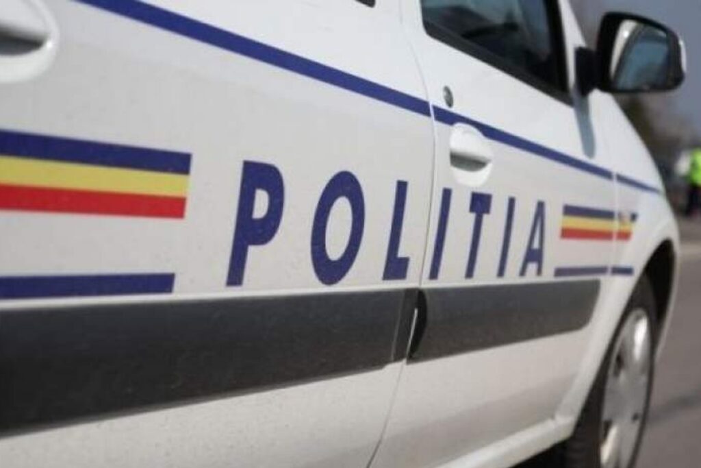 Accident în Capitală, în care a fost implicată o maşină a Poliţiei