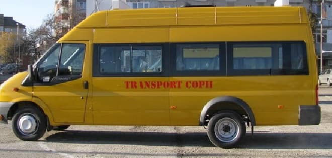 Elevii din Berceni vor avea la dispoziţie două microbuze şcolare Elevii din Berceni vor avea la dispoziţie două microbuze şcolare