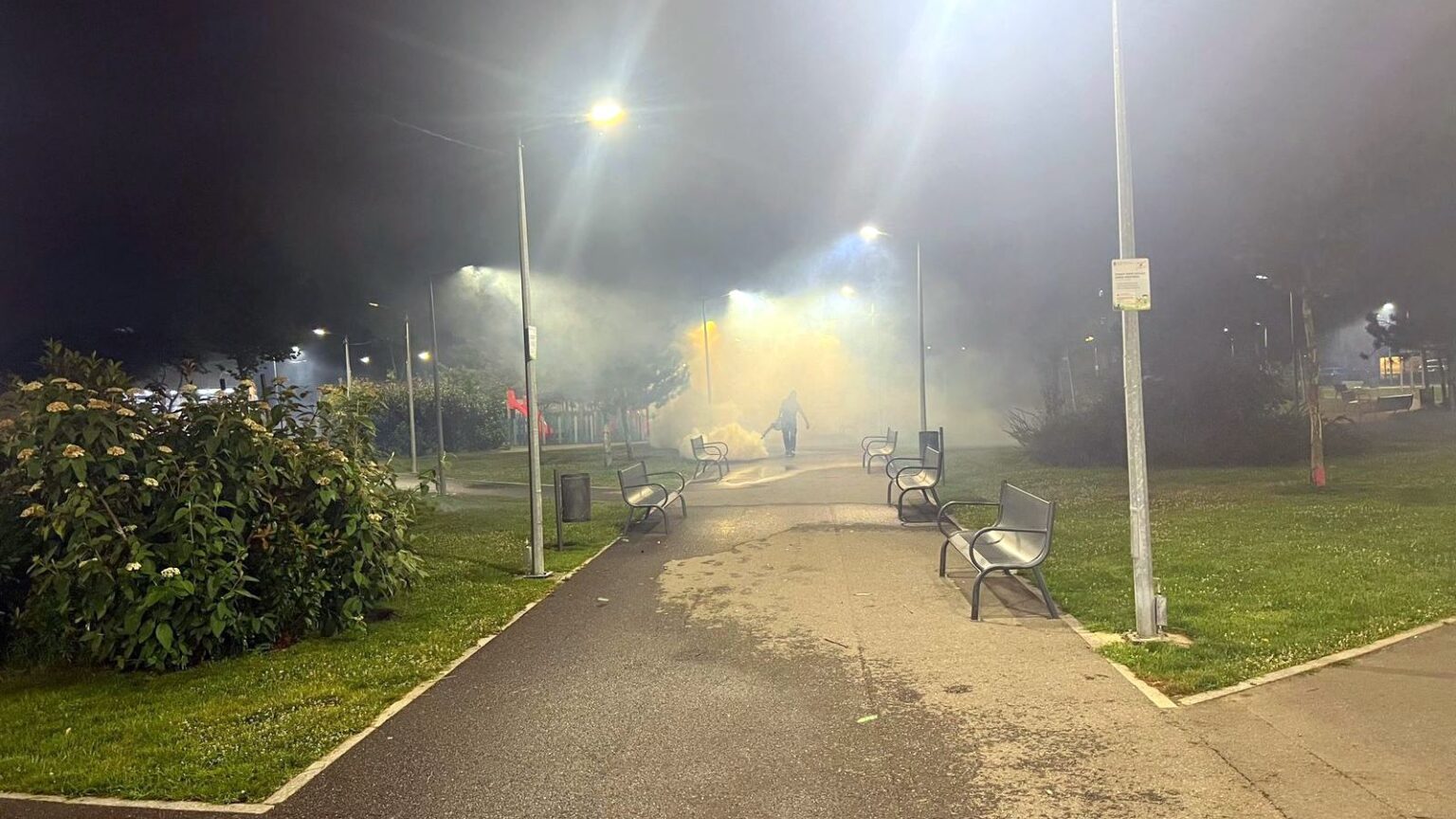 Dezinsecţie în parcurile şi locurile de joacă din Chiajna