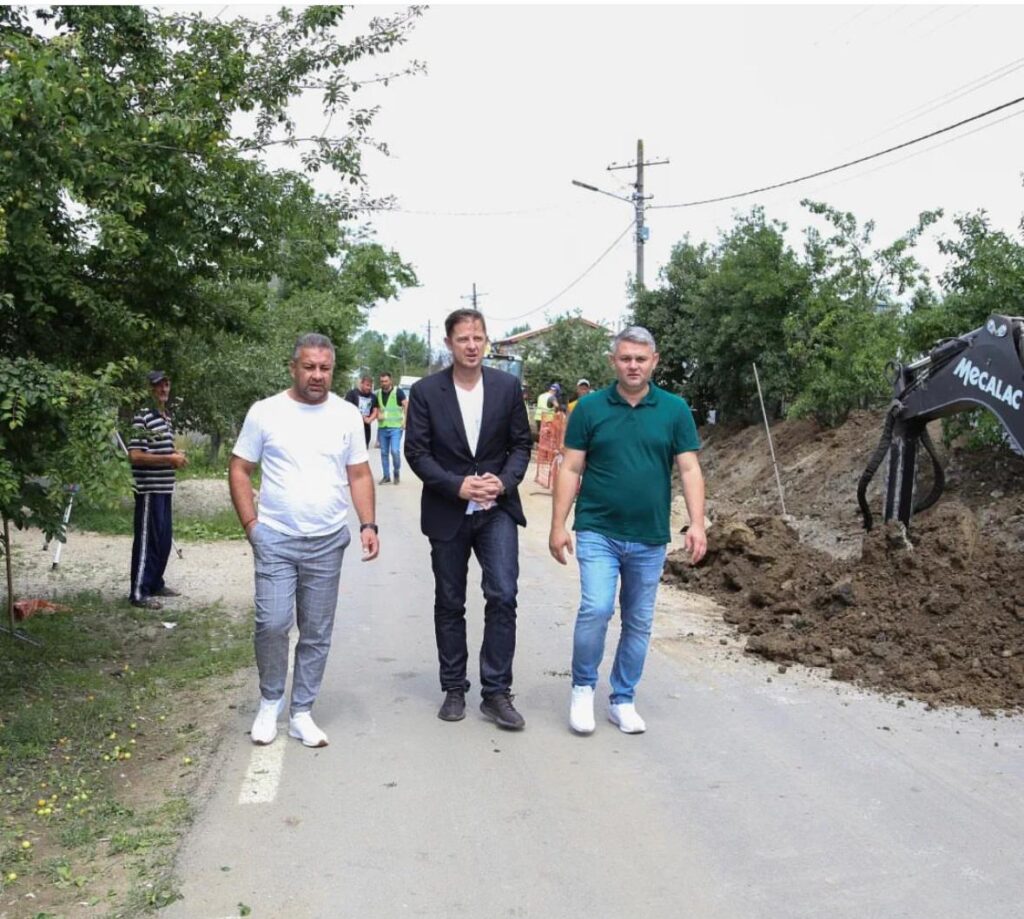 Reprezentanţii Consiliului Judeţean Ilfov au anunţat că lucrările la cel mai important proiect din județul Ilfov se apropie, deja, de final în localitățile Măgurele, Brăneşti, Cernica, Petrăchioaia, Glina şi Grădiştea